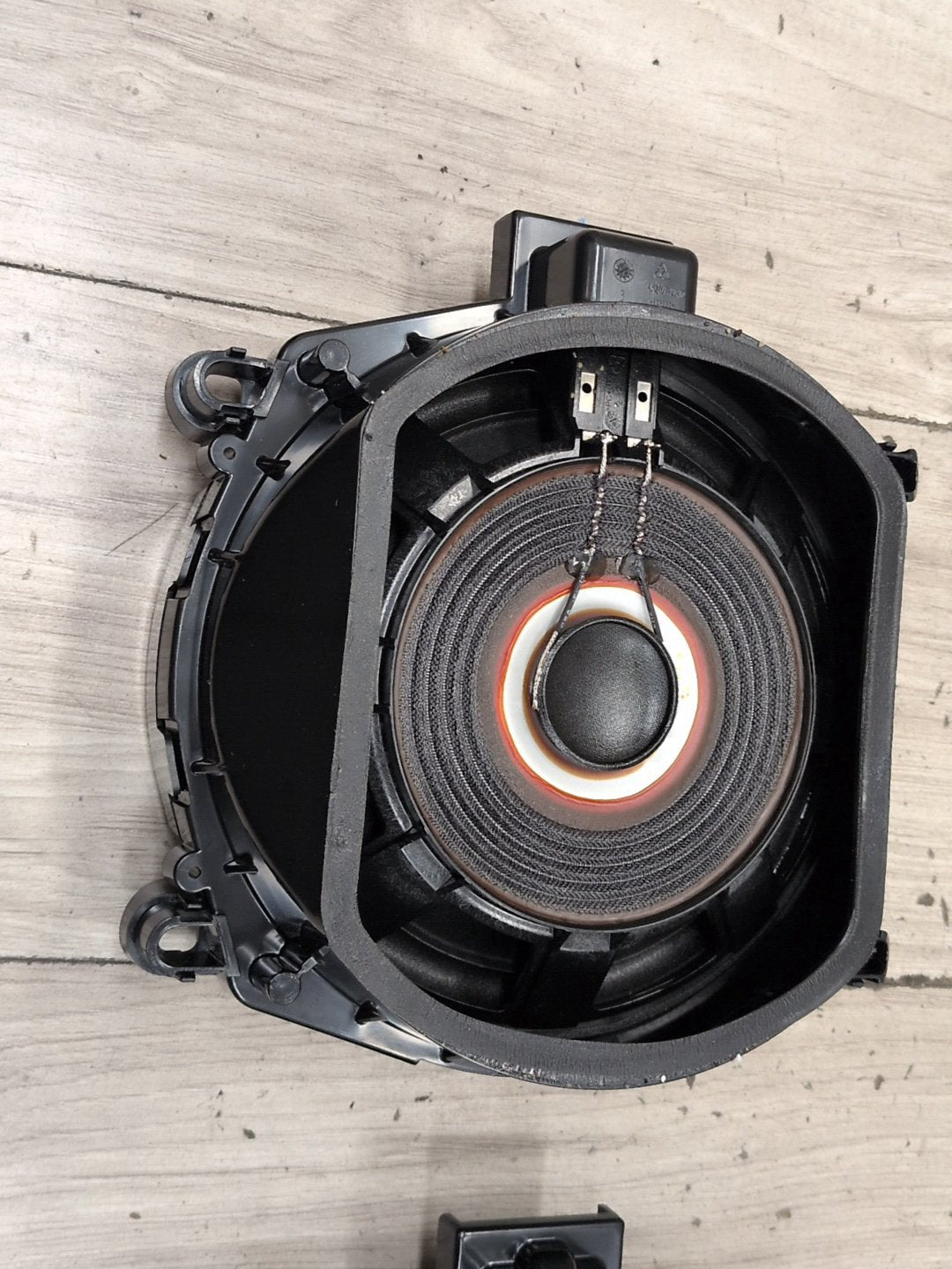 OEM BMW F25 X3 F15 X5 Left Right Sub Subwoofers Top HiFi Audio Speaker SET