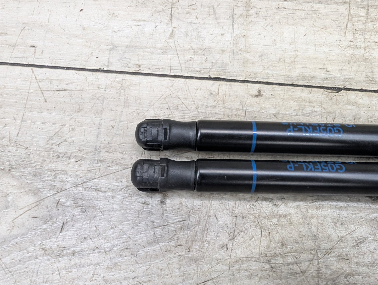 2019 - 2026 BMW X5 G05 Rear Left Right Liftgate Trunk Lid Strut Shock Supports SET 7418188 B58B30M1