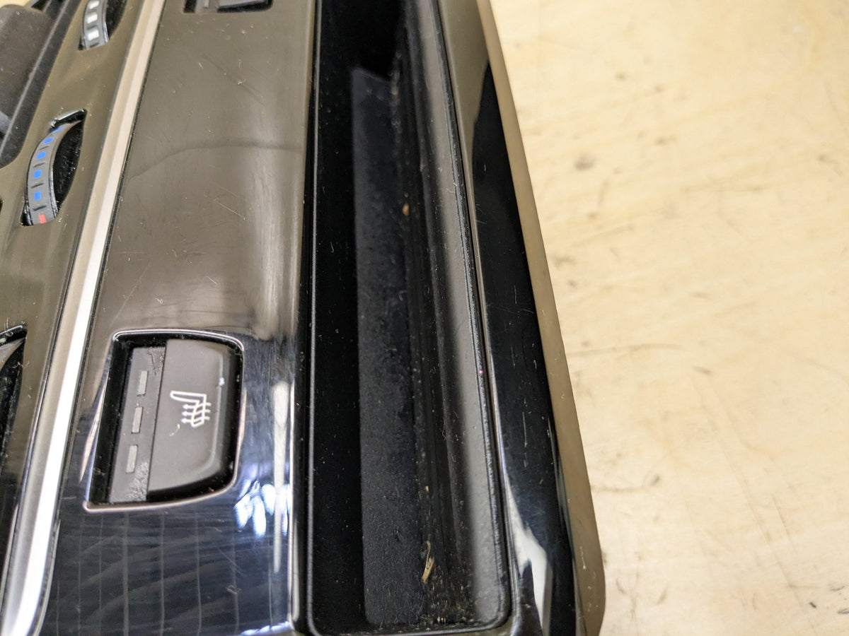 2018-2023 BMW M550i G30 Rear Center Console Air Vent Grille 9357866 OEM
