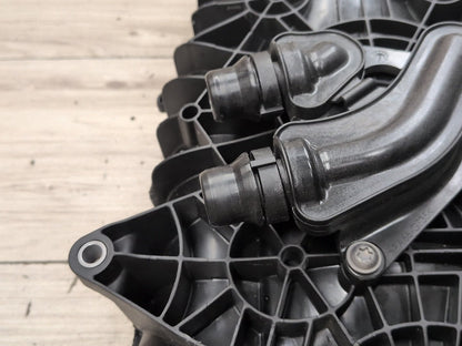 OEM BMW G01 G05 G12 G20 G42 G30 M340 M440 X3 Engine B58 Intake Manifold 8647977