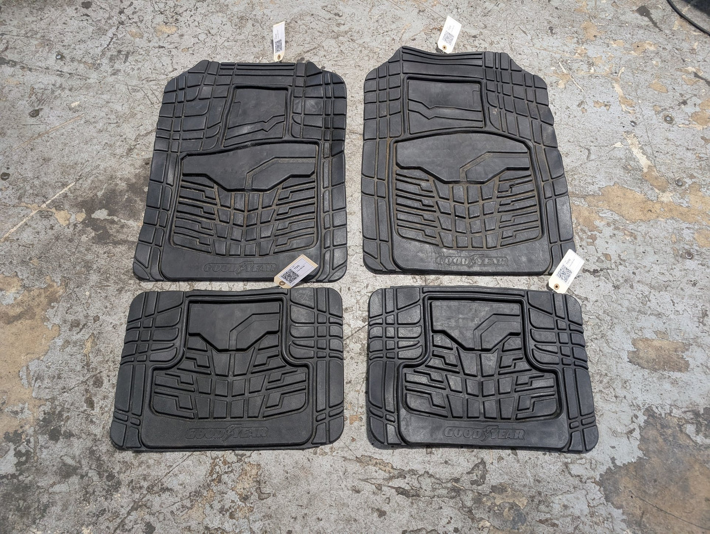 2009 - 2017 Audi Q5 8R Front Rear Left Right All Weather Mat Carpet Floor Mats SET  EA888