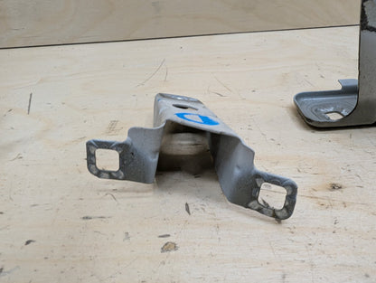 12-20 OEM BMW F30 F32 F33 F36 Front Left Driver Fender Wing Holder Bracket SET