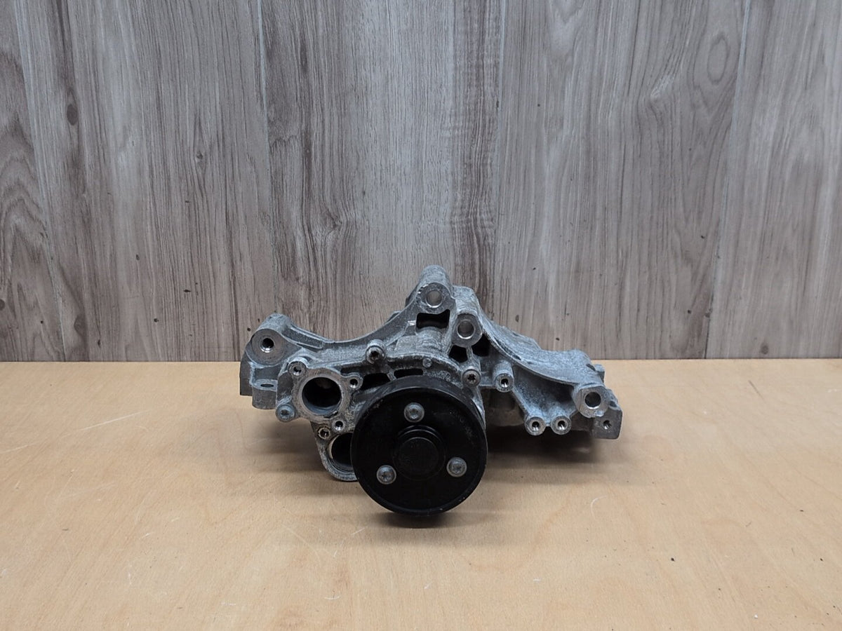OEM BMW G01 G20 G22 G23 G26 G30 330 430 X3 Coolant Water Pump w/ Support B46 B48