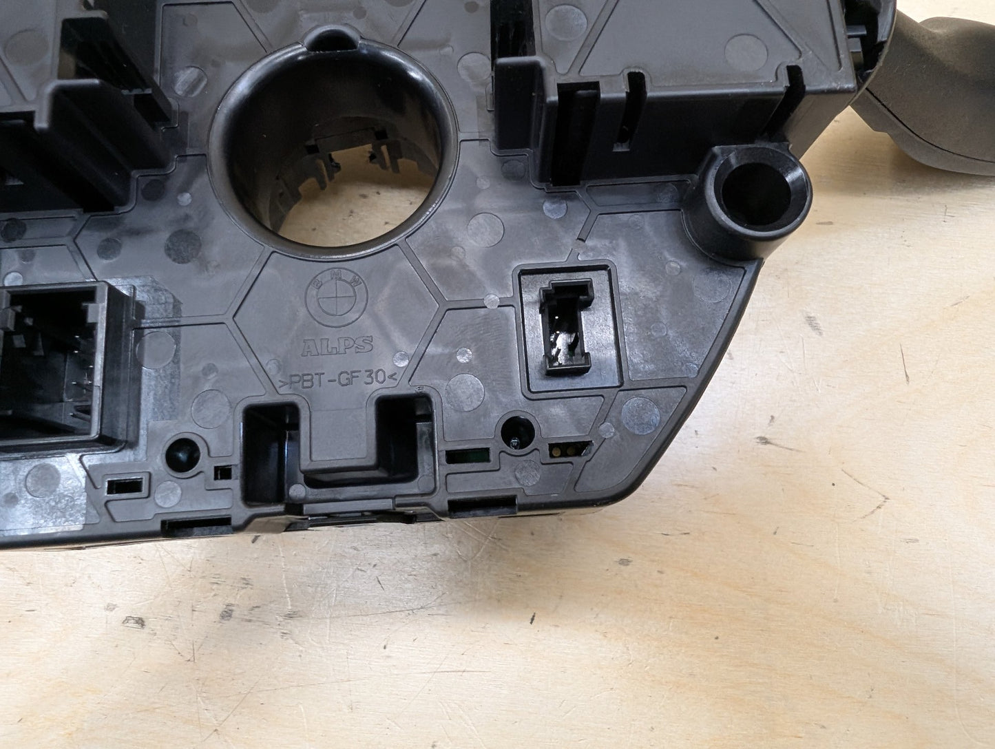 2015-2019 BMW X6 F16 Steering Wheel Sensor Clockspring 9368592