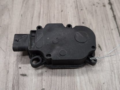 2011 - 2016 BMW 535i F10 Front Bumper Radiator Air Flap Shutter Motor Actuator 7193168 N55B30A