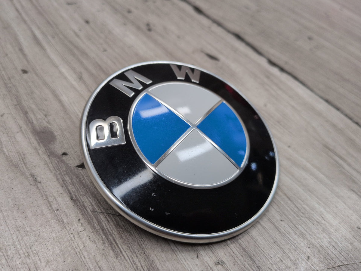 OEM BMW E82 E92 F02 F10 F22 F30 F44 F82 Rear Trunk Lid Round Emblem Logo 82MM