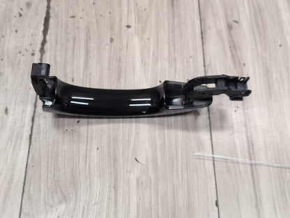 2015-2018 Audi Q3 8U Front or Rear Left Driver Exterior Door Handle w/ Comfort Access 8T0837205A