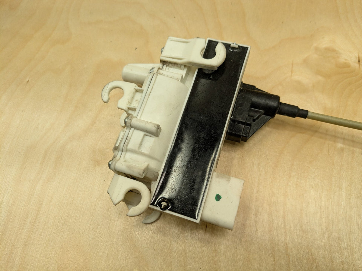 2016-2019 BMW 750Li G12 Rear Right Door Latch Lock Actuator 2581898 OEM