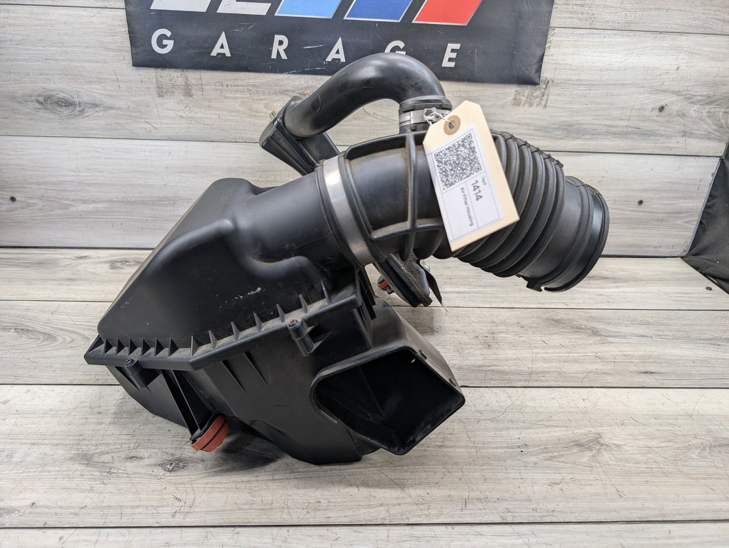 2018 - 2023 BMW X3 G01 Engine Air Filter Box Assembly 8577140 B58B30M0