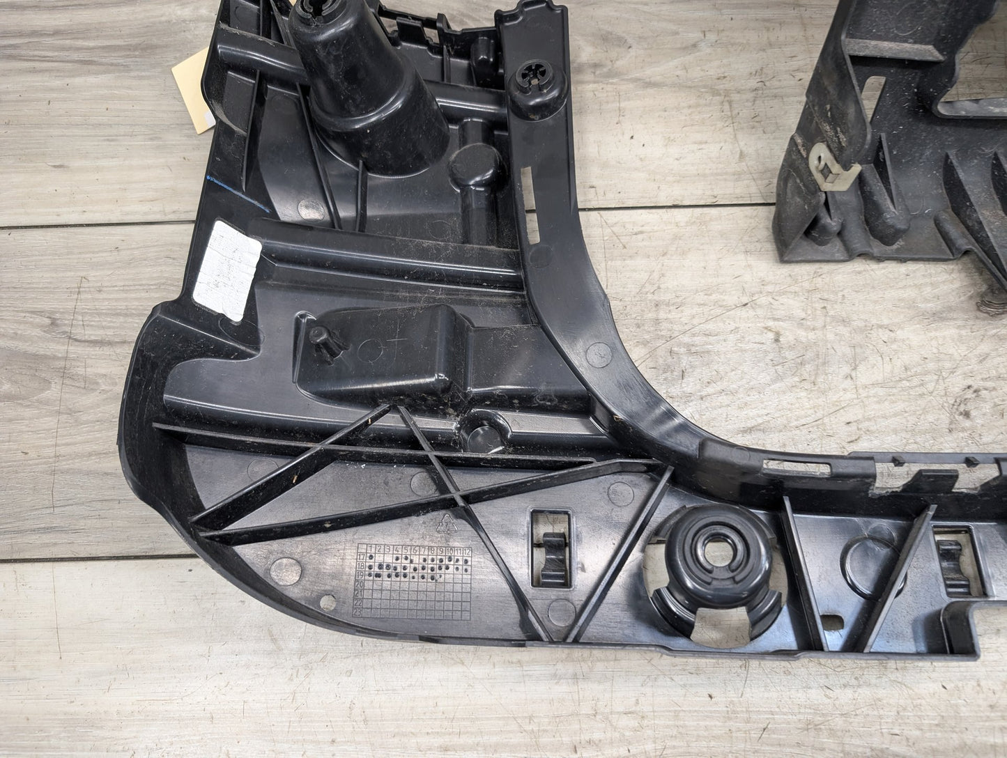 18-21 BMW G01 F97 X3 Rear Bumper Right Passenger Side Brackets Mounts Supports