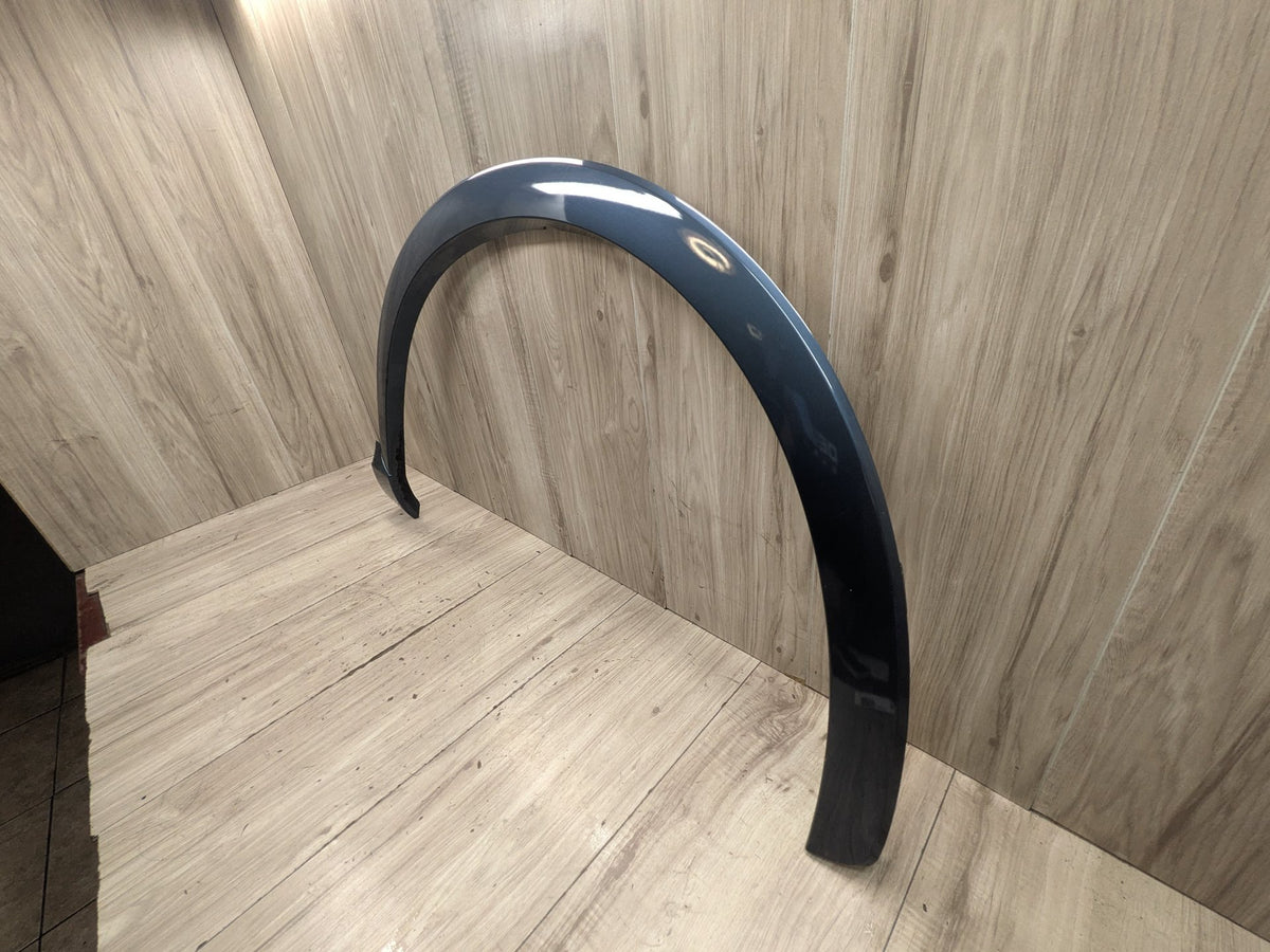 2015-2018 Audi Q3 8U Front Right Passenger Fender Flare Arch Trim Molding 8U0853718A