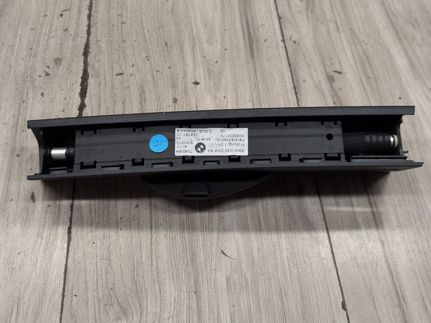 OEM BMW F90 G30 540 M550 M5 Rear Right Passenger Quarter Window Roller Sun Shade