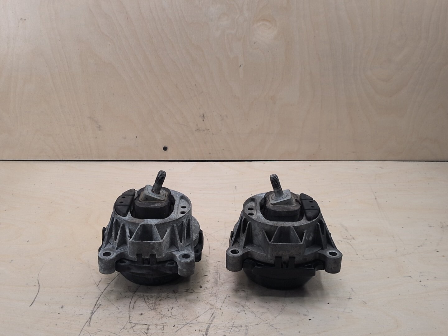 2011-2016 BMW F25 X3 N20B20A Left Right Engine Bracket Support Mount SET 6856184