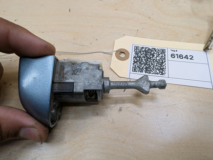 2007-2013 BMW 335i E93 Front Left Driver Key Lock Mechanism w/ Key 7187853
