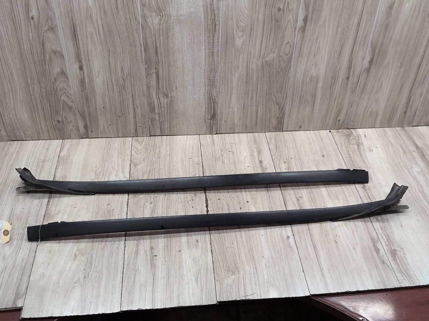 2018-2024 BMW X3 G01 Front Left Right Side Windshield Drip Trim Molding SET 7399031
