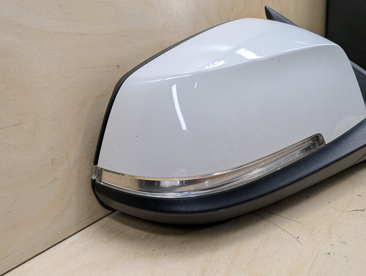 OEM BMW F30 328 330 335 340 Right Passenger Auto Dip Heated Side Mirror White 300