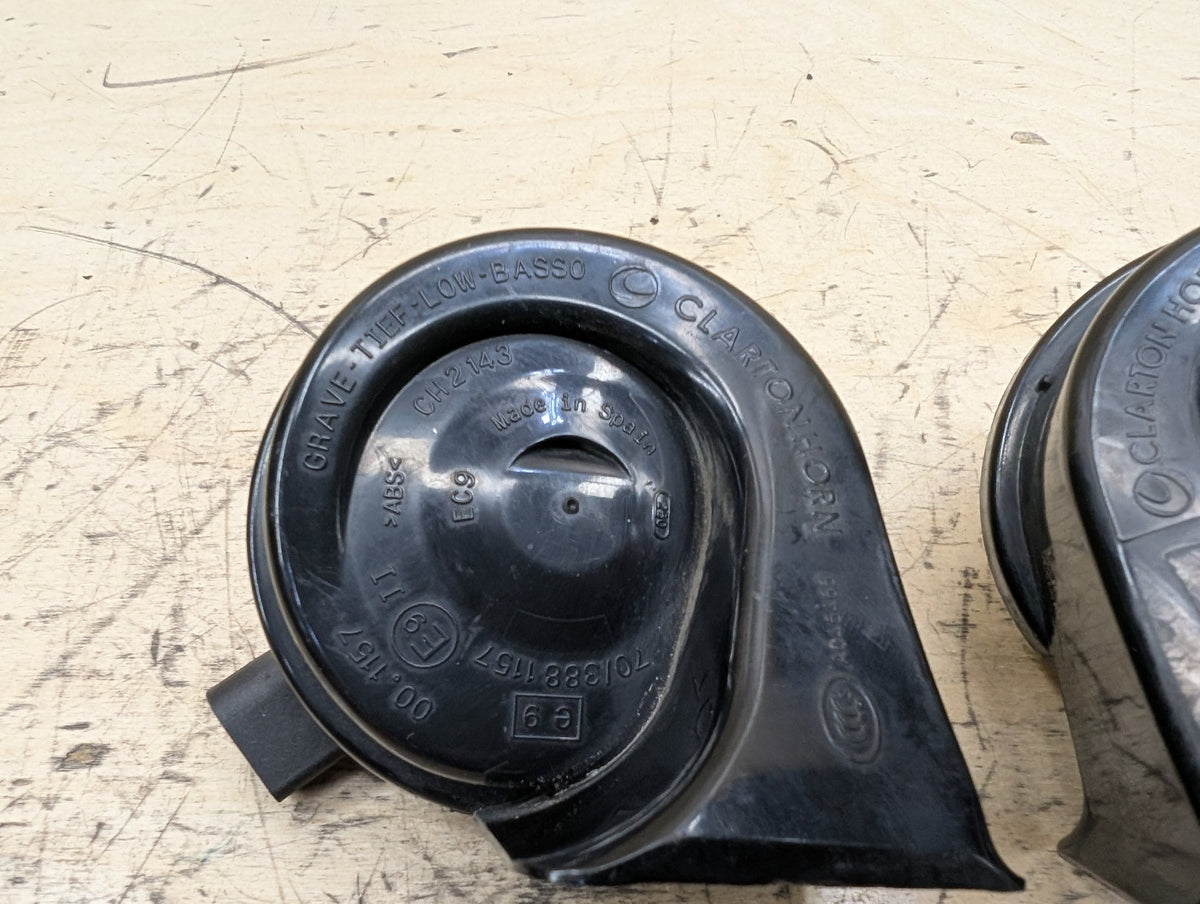 2010-2017 BMW 535i GT xDrive F07 Alarm Horns SET 7279781 OEM