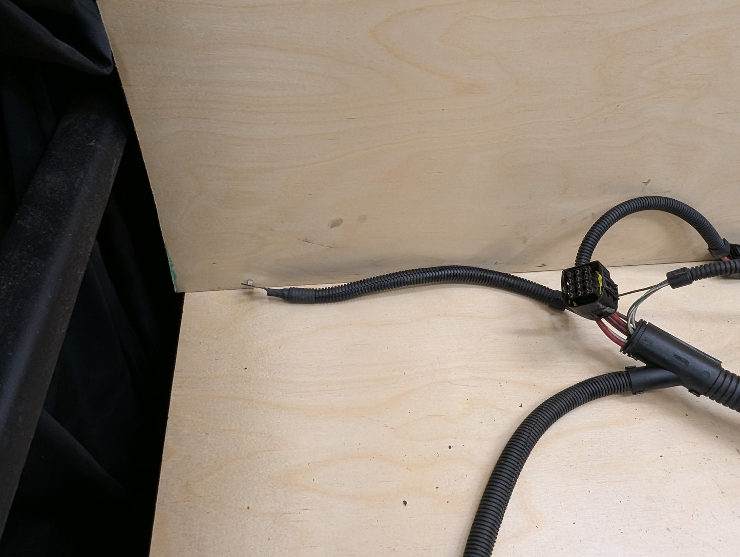2015-2019 BMW F16 X6 N55B30M0 Transmission Wiring Wire Harness 7582968