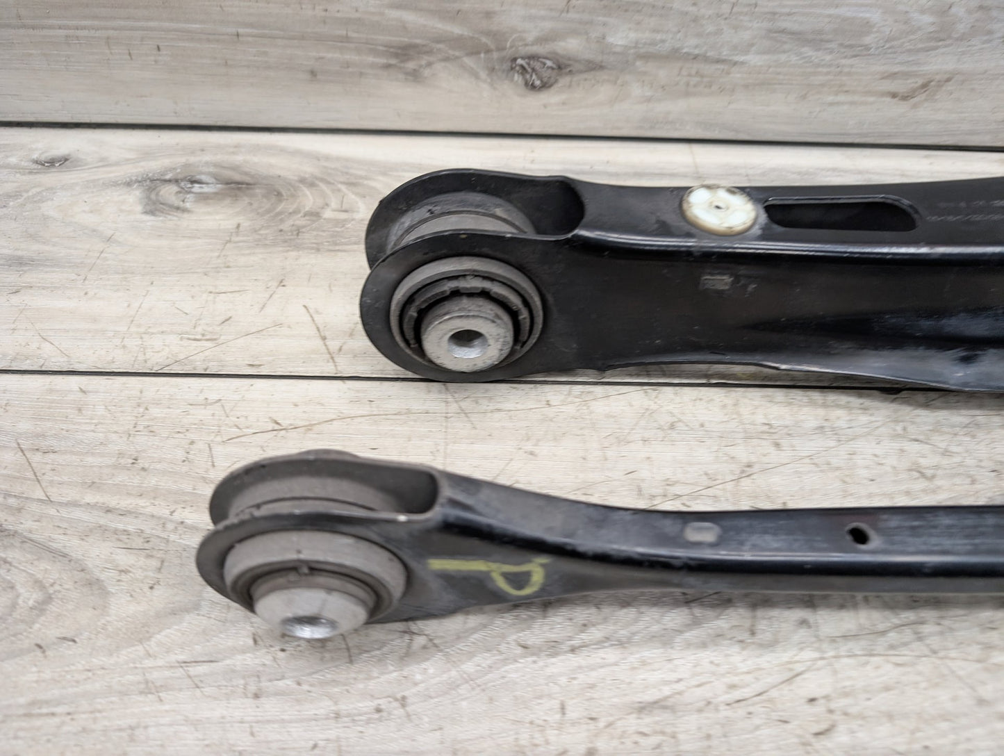 2018 - 2024 BMW X3 G01 Rear Right Passenger Control Arms SET 6871021 B58B30M0