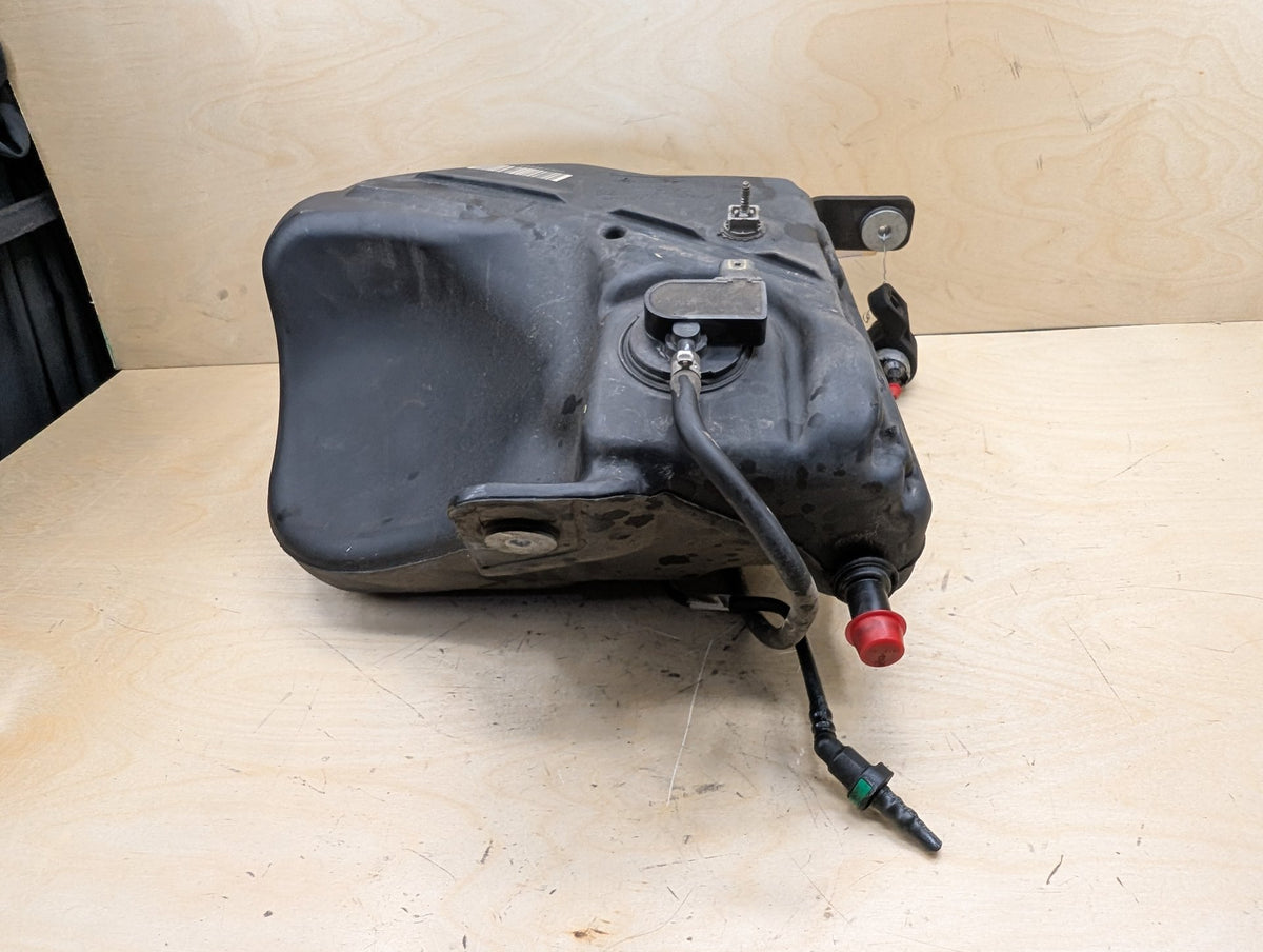 BMW F30 F31 328D N47T Diesel Exhaust Fluid Def Scr Active Tank Pump OEM