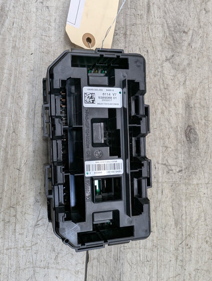 2012-2018 BMW 340i F30 Front Power Distribution Fuse Box 9389068
