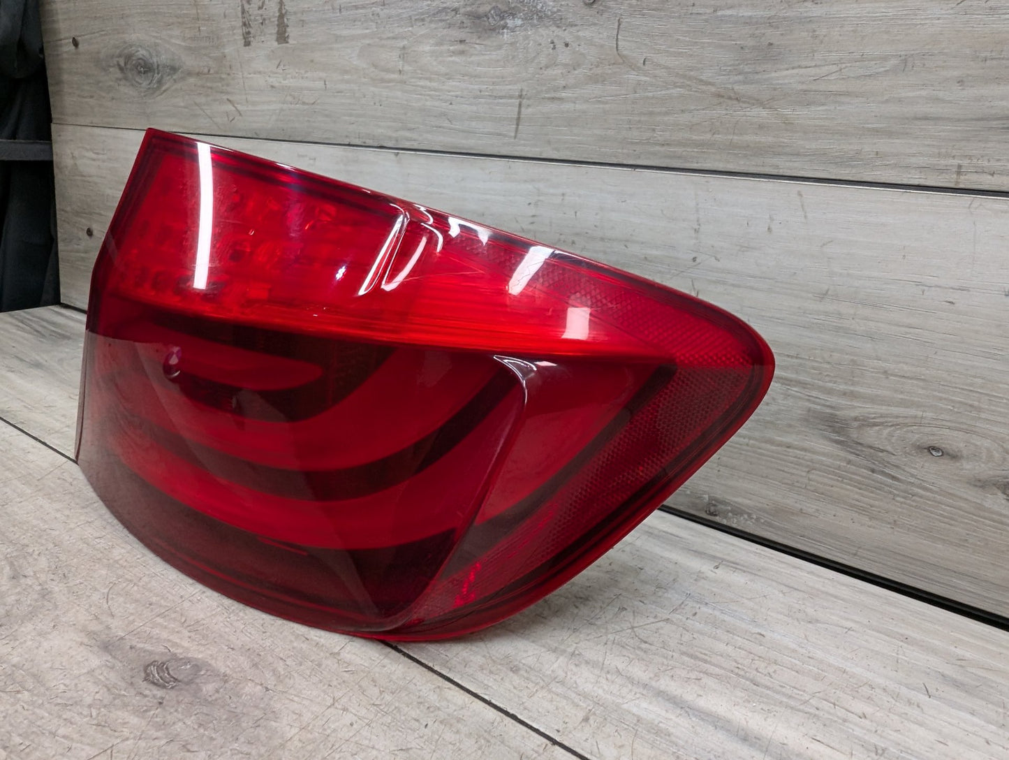 11-13 OEM BMW F10 528 535 550 M5 Rear Right Passenger Side Outer Tail Light