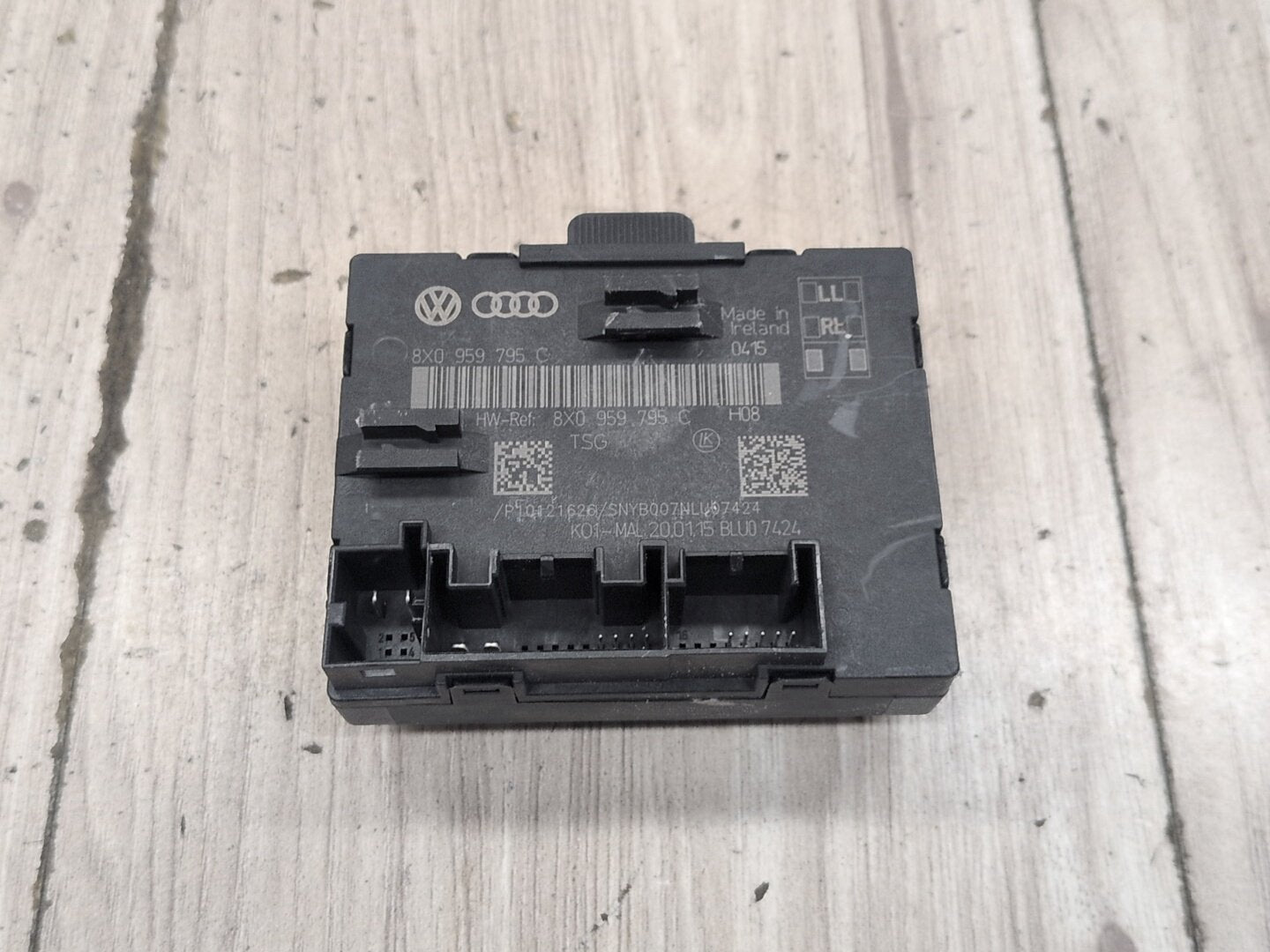 15-18 OEM Audi Q3 Rear Right Passenger Door Window Control Module 8X0959795C