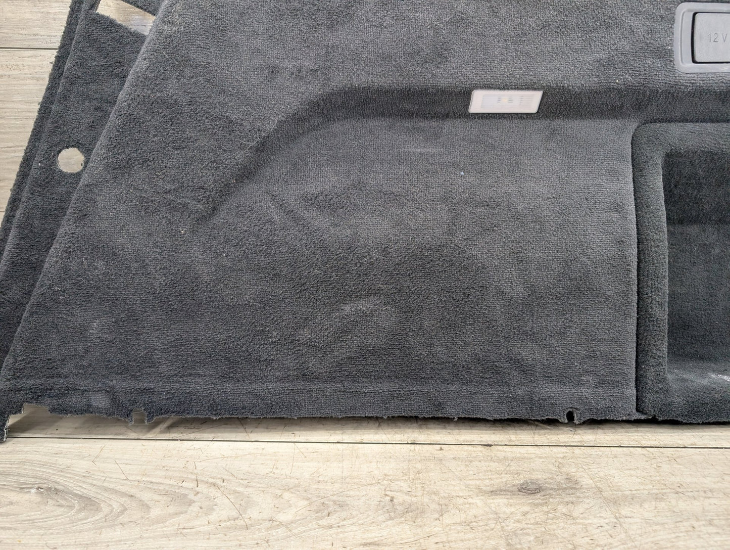 2019-2023 BMW X5 G05 REAR TRUNK RIGHT SIDE QUARTER LOWER TRIM PANEL OEM 5A0B5C8