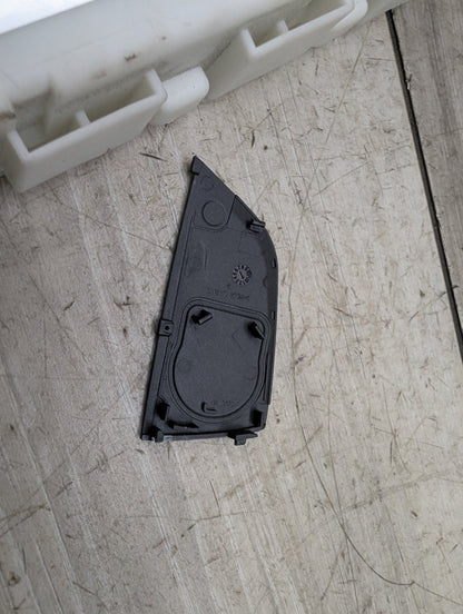 2014 - 2019 BMW 340 F34 Bdc Body Domain Fem Control Module w/ Key 8781423 B58B30M0
