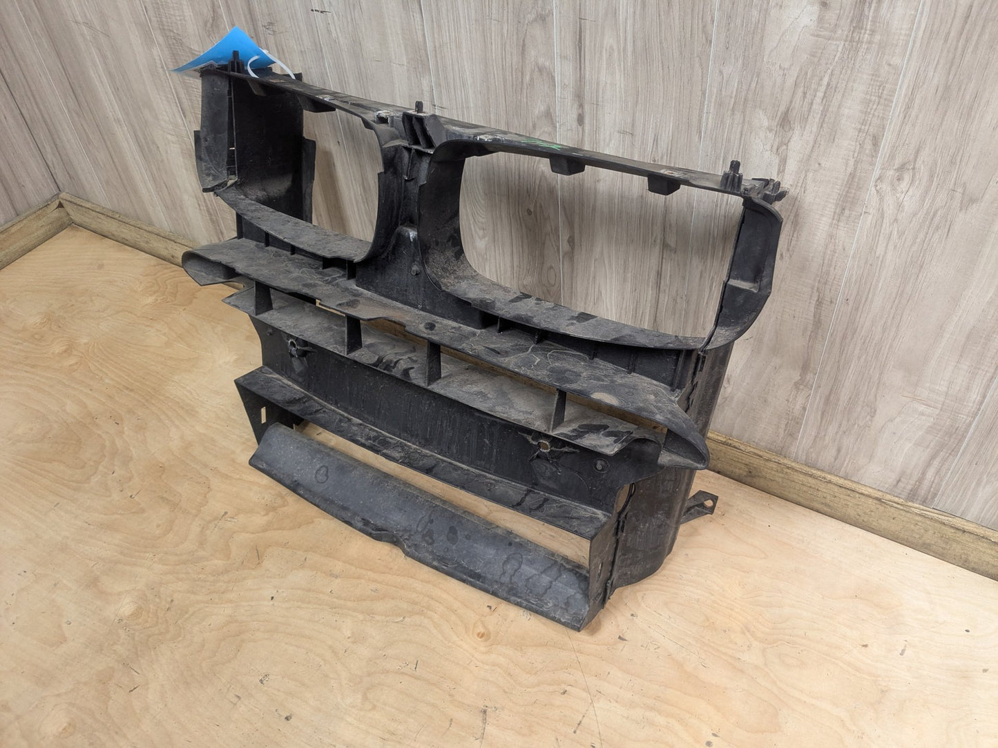 2015-2018 BMW X5 F85 Front Radiator Cover Air Duct Panel 8056233