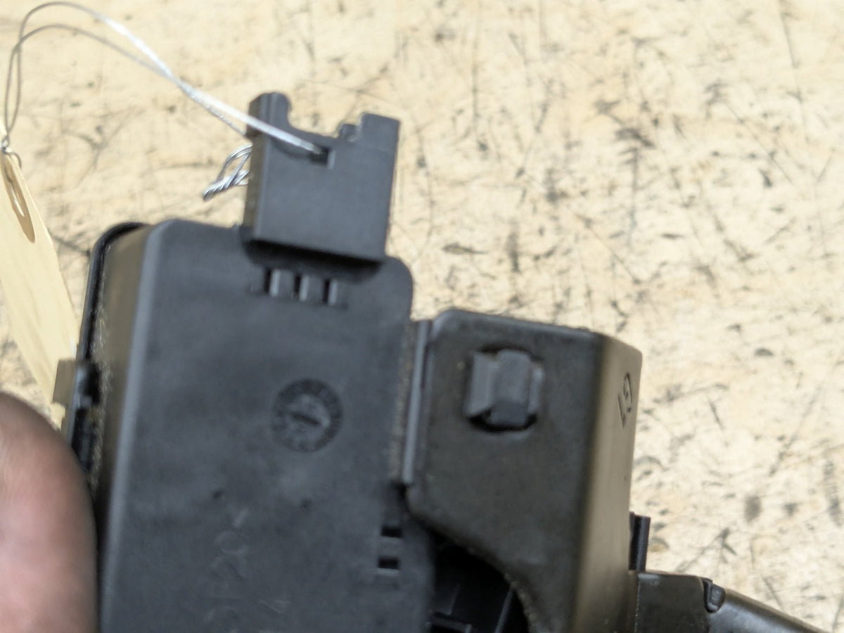 2007-2013 BMW 328i E92 Liftgate Trunk Lid Lock Latch Actuator 8196401 OEM