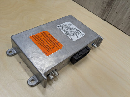 2009-2011 Mercedes-Benz SLK-Class R171 Antenna Telematics Module A2048202085