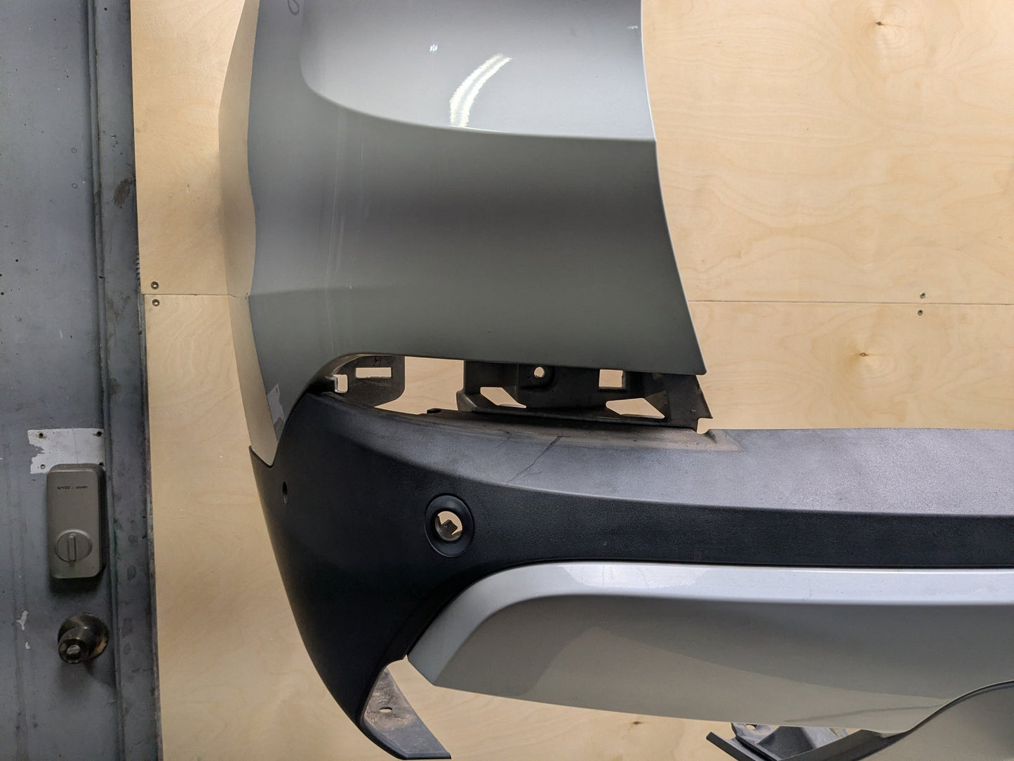 19-23 OEM BMW G05 X5 Rear Bumper Cover Panel w/ Diffuser COMPLETE White A96