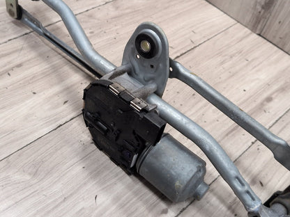 15-18 OEM Audi Q3 8U Front Windshield Wiper Linkage Motor 8U1955023