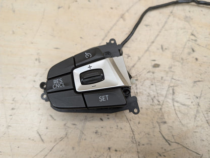 18-21 OEM BMW G01 G02 X3 X4 Steering Wheel Multifunction Switch Button