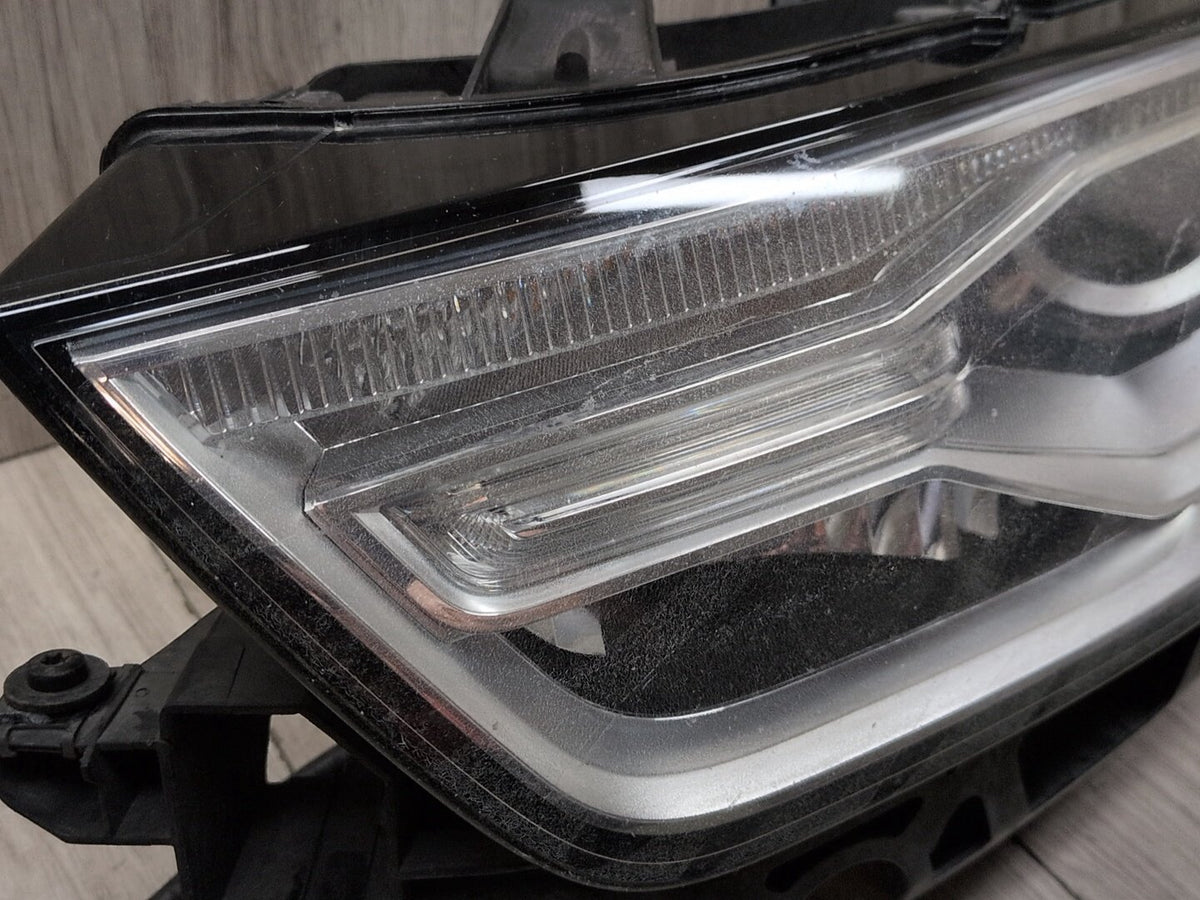 2015-2018 Audi Q3 8U Front Left Driver Headlight 8U0941005E OEM