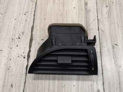 2004-2010 BMW M6 E64 Dashboard Dash Board Right Passenger Air Vent 7009272 OEM