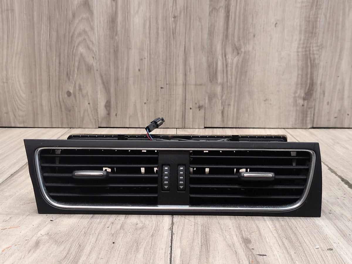 2008-2017 Audi S5 8T Dashboard Dash Board Middle Center Air Vent 8T1820951C OEM