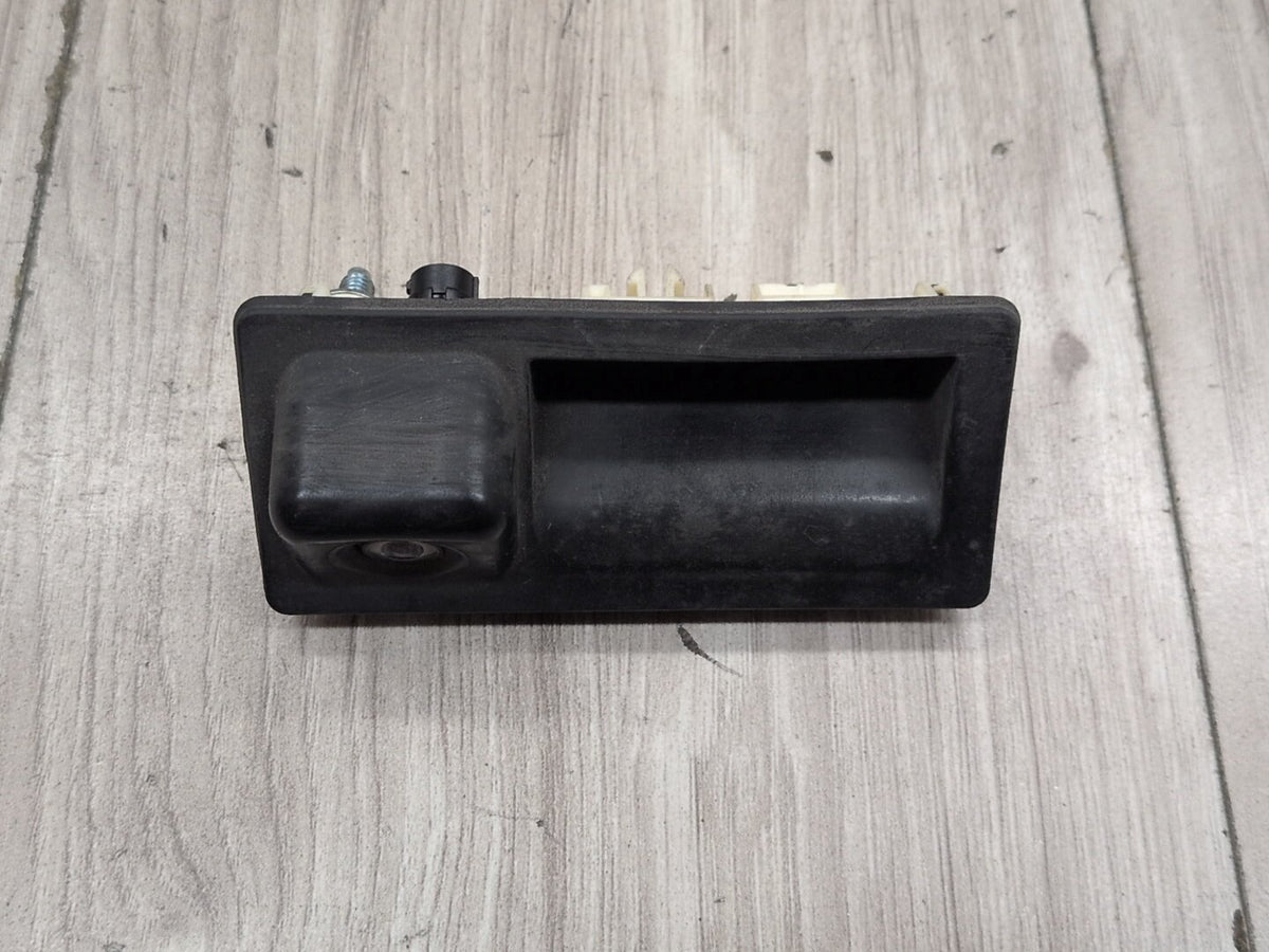 OEM Audi A3 A5 Q3 Q5 S3 S4 S5 SQ5 Reverse Backup Camera w/ Trunk Release Handle