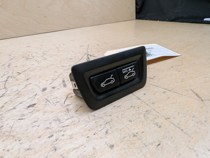 2010-2017 BMW 535i GT xDrive F07 Liftgate Trunk Lid Release Handle Switch 9302262 OEM