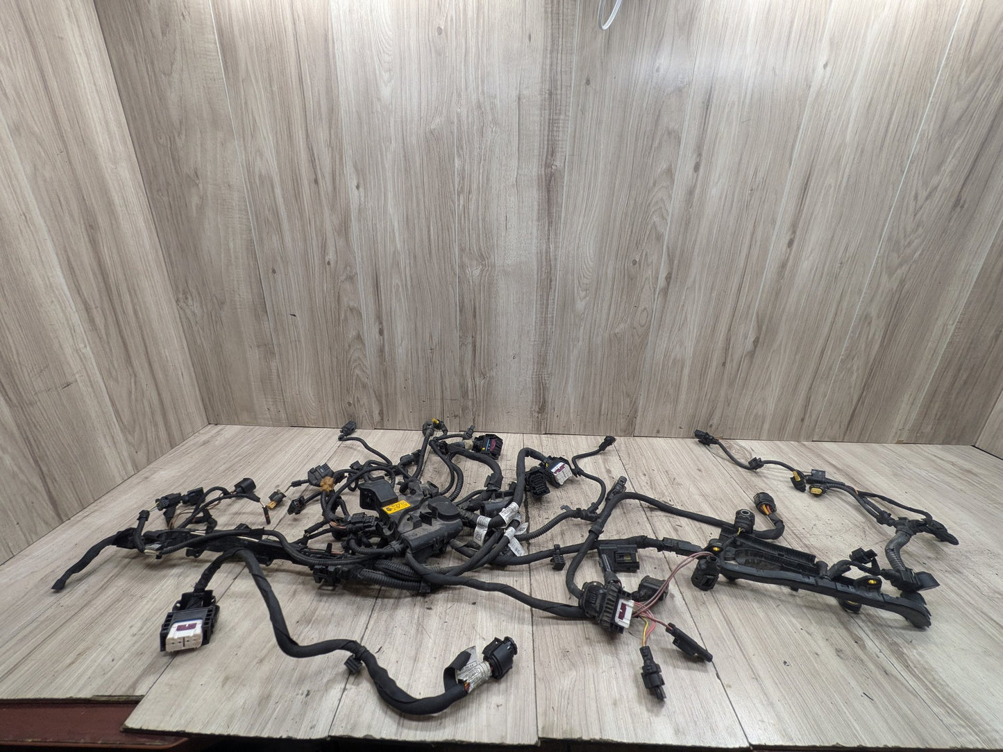 OEM BMW G05 G07 G12 G30 Engine N63R N63M Cable Injector Valve Wiring Harness 5-8