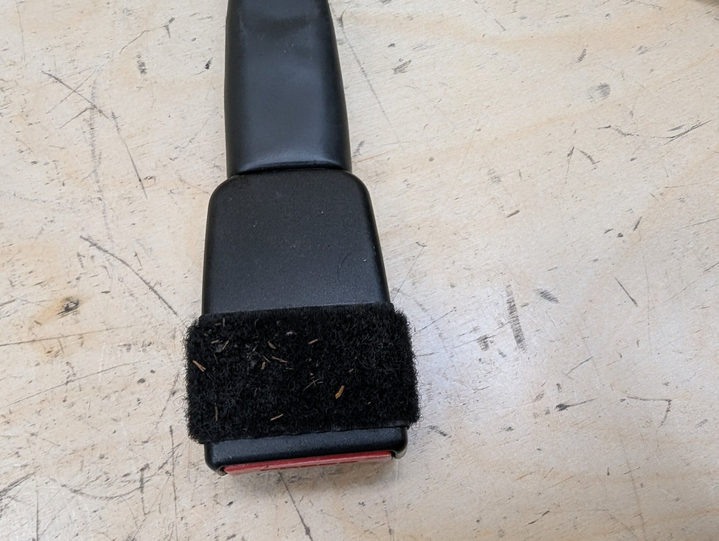 OEM BMW F30 F32 F36 F80 F82 F87 Front Right Passenger Seat Belt Buckle Tensioner