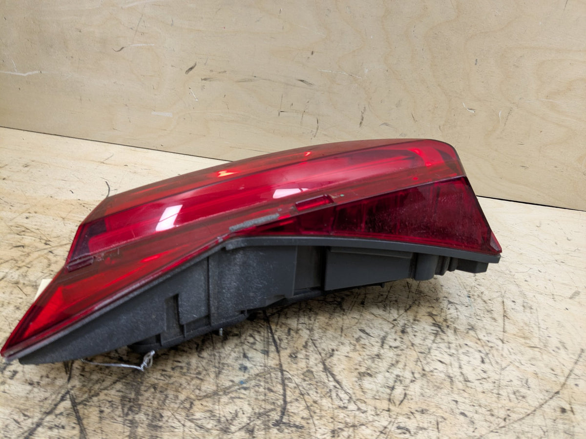 16-19 OEM BMW G11 G12 740 750 Rear Right Passenger Trunk Inner Stop Tail Light