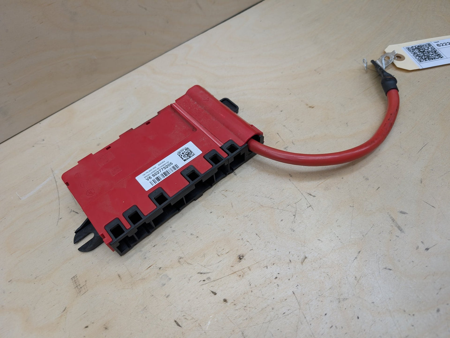 OEM BMW F22 F30 F32 F36 F80 F82 Positive Battery Distributor B+ Power Fuse Box
