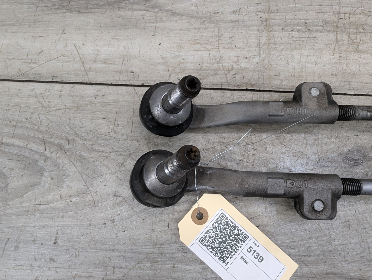 2014 - 2019 BMW 340 F34 Left Right Tie Rod W/ Boot SET 6792029 B58B30M0