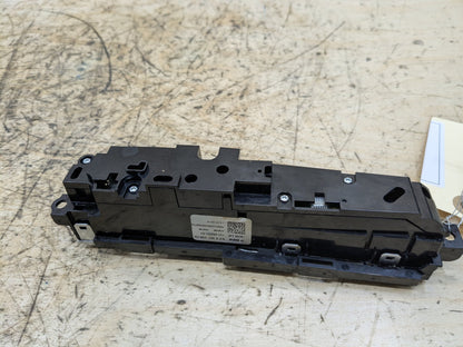 2016-2019 BMW 750i G12 Operating Traction Switch 9391038 OEM