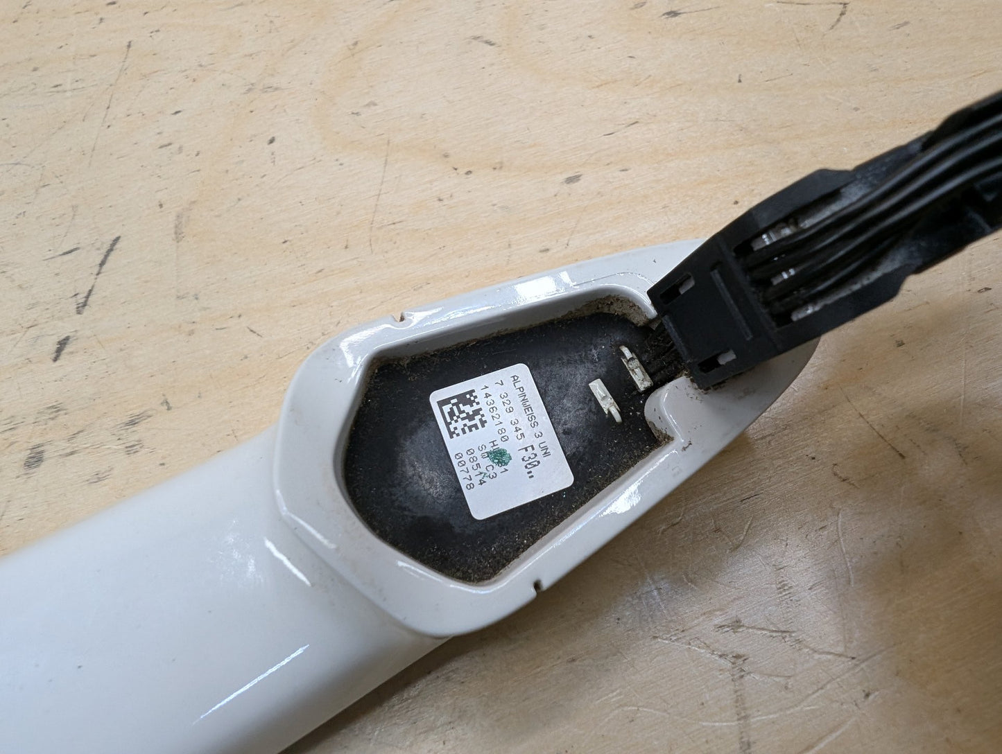 OEM BMW F23 F36 F32 M2 M3 M4 COMFORT ACCESS Front Left Driver Door Handle White