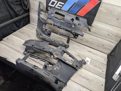 16-19 OEM BMW G12 740 750 Front Left Right Headlight Fog Lamp Support Bracket