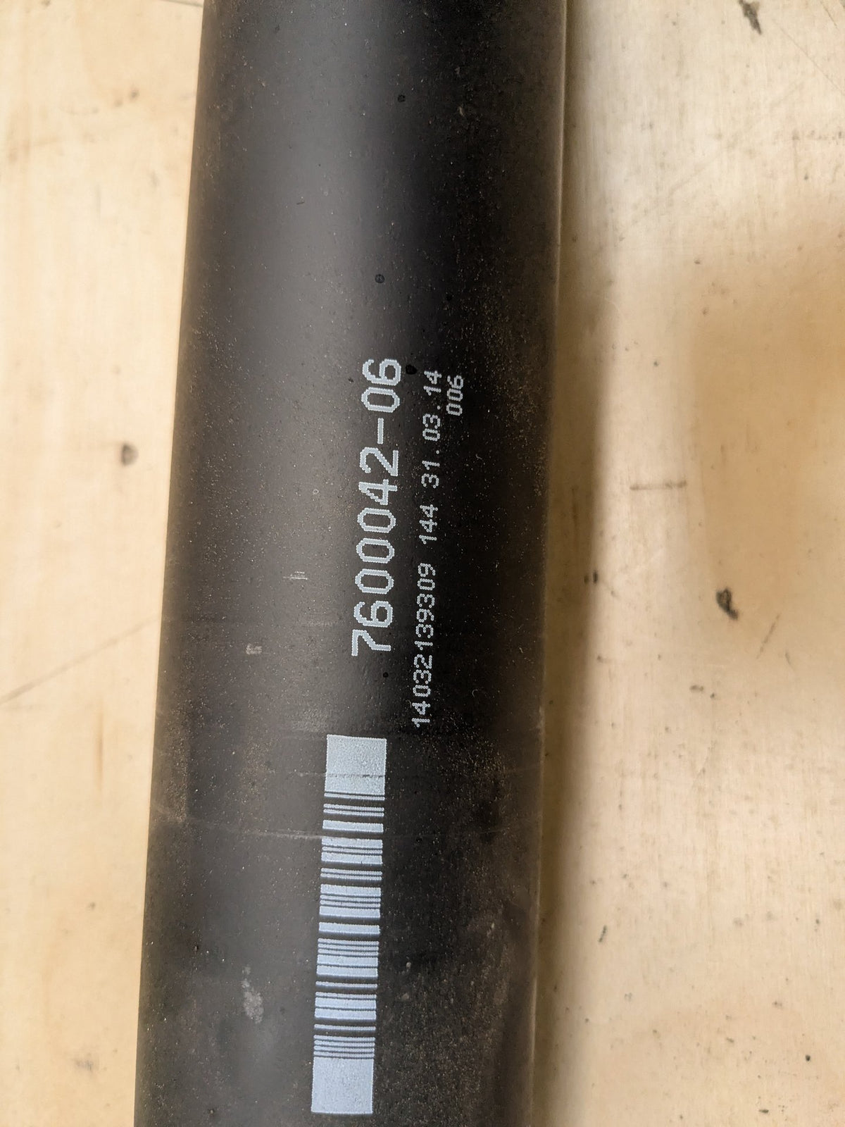 2012-2018 BMW 328i F30 DIESEL Rear Propeller Driveshaft Drive Shaft 7600042 OEM