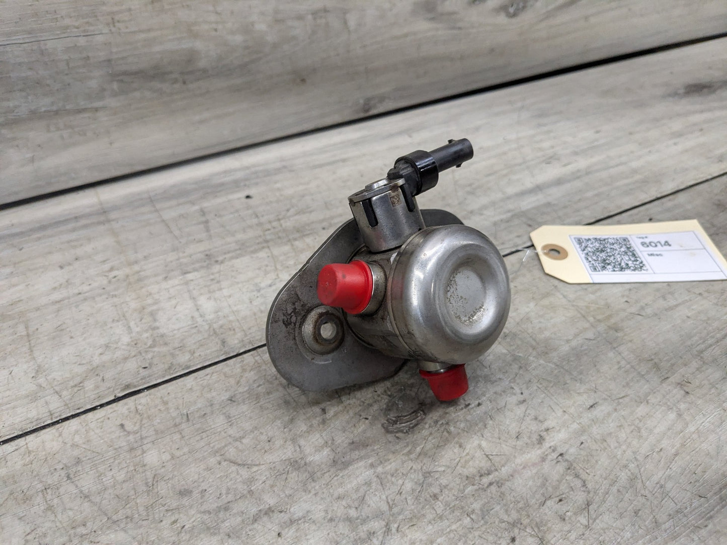 16-20 OEM BMW G11 G12 750 G30 M550 Engine N63R HPFP High Pressure Fuel Pump 5-8